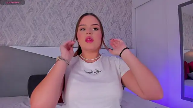 LanaCavendish online show from October 18, 4:10 pm