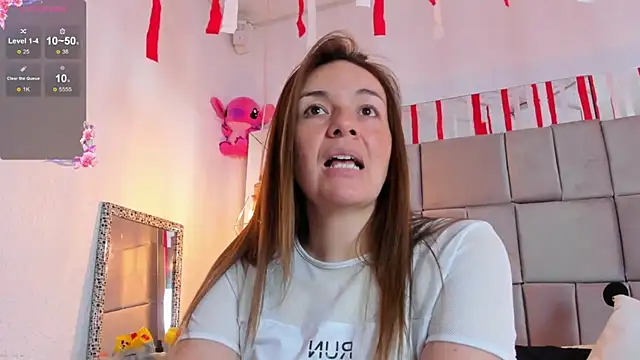 antoneella jones online show from November 5, 7:30 pm