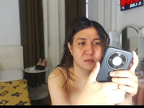 stellahugeX online show from April 15, 4:35 am