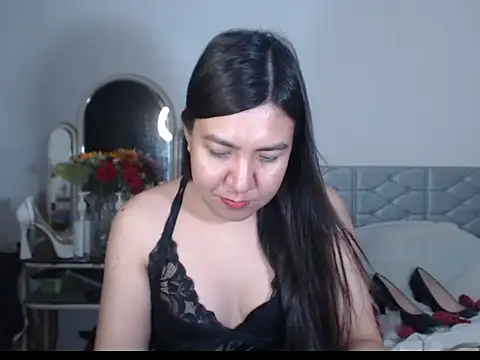 stellahugeX online show from September 24, 7:35 pm