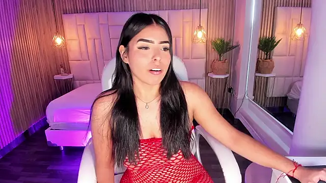 LovelyEyesx online show from February 2, 5:01 pm