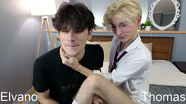 fiachand online show from October 22, 7:30 pm