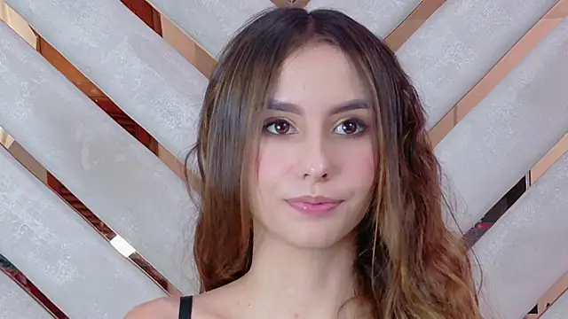 Sarah-Grace online show from May 21, 12:41 am