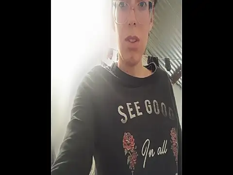 Miranda sexlove  online show from April 11, 6:55 pm
