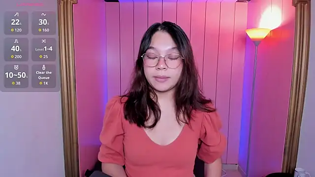 Laurent Scott  online show from October 13, 12:41 pm