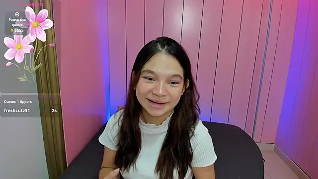 Laurent Scott  online show from October 1, 1:05 pm