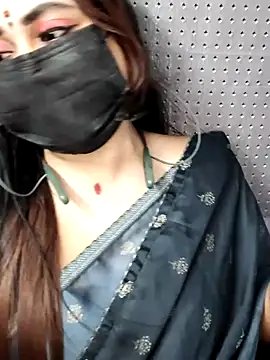 Snapshot of Cutie_nila26 chatting on October 31, 6:15 am Cutie nila26 online show from October 31, 6:15 am