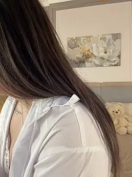 LanaElise online show from February 25, 5:39 am