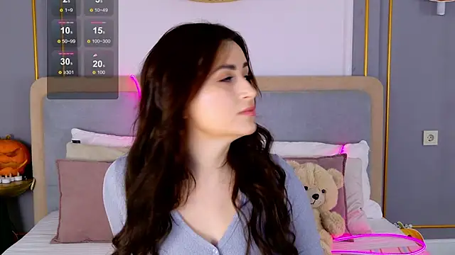 Snapshot of LanaElise chatting on October 27, 5:14 am LanaElise online show from October 27, 5:14 am