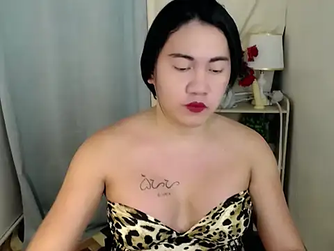 Mocha hugecockxx online show from September 22, 9:08 am