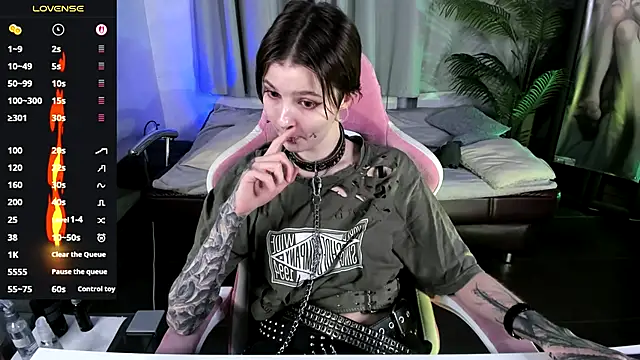 MiraVelle online show from September 21, 8:07 pm