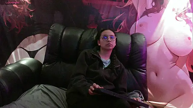 Snapshot of katalina07_1 chatting on October 19, 5:15 pm katalina07 1 online show from October 19, 5:15 pm