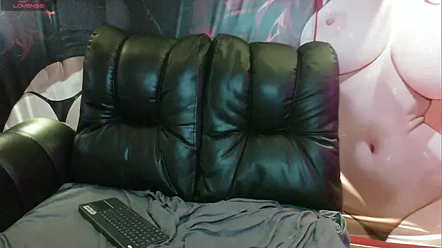 Snapshot of katalina07_1 chatting on October 26, 4:46 pm katalina07 1 online show from October 26, 4:46 pm