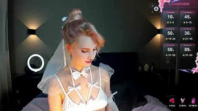 linda ada online show from September 27, 6:15 pm