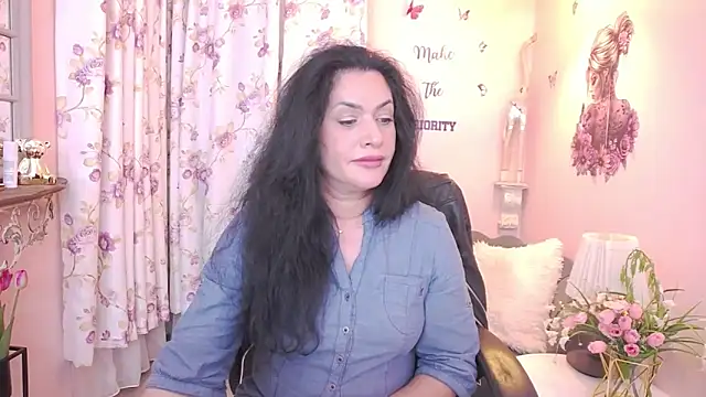 MyLovOne online show from April 5, 4:39 pm