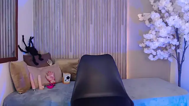  Xamarha  online show from October 24, 1:01 am