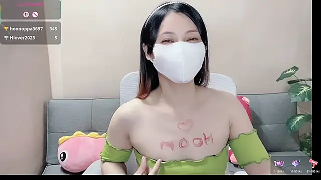 Snapshot of phuongnhi_ chatting on September 17, 1:42 pm phuongnhi  online show from September 17, 1:42 pm