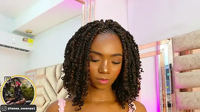 Tessa Owenss online show from November 2, 7:39 pm