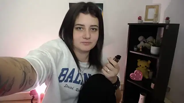 Snapshot of Katrin_kiss_ chatting on October 7, 12:31 pm Katrin kiss online show from October 7, 12:31 pm