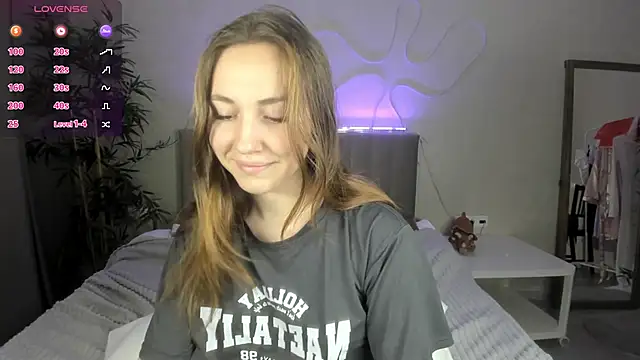 Luna G0ld online show from September 25, 11:46 pm