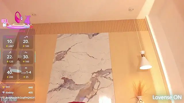 Snapshot of DollyBrowncc chatting on October 13, 5:32 am DollyBrowncc online show from October 13, 5:32 am