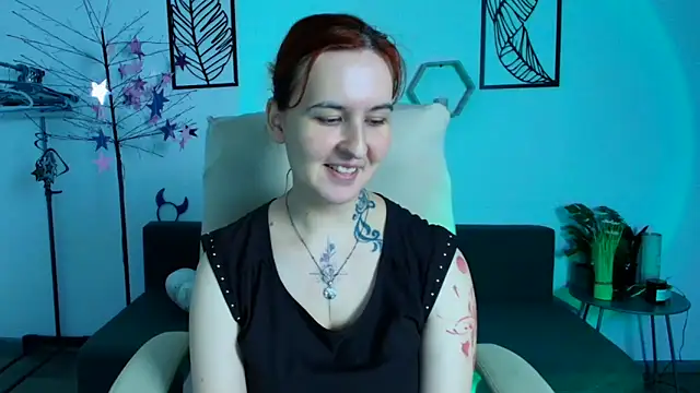 Snapshot of RubyHolmess chatting on September 14, 6:39 pm RubyHolmess online show from September 14, 6:39 pm