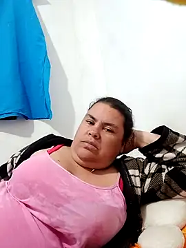 Snapshot of yaneth_ chatting on October 18, 10:55 pm yaneth  online show from October 18, 10:55 pm