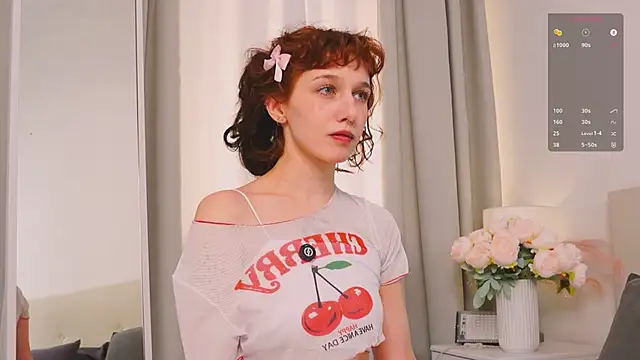 LeelooYolo online show from March 14, 4:08 pm