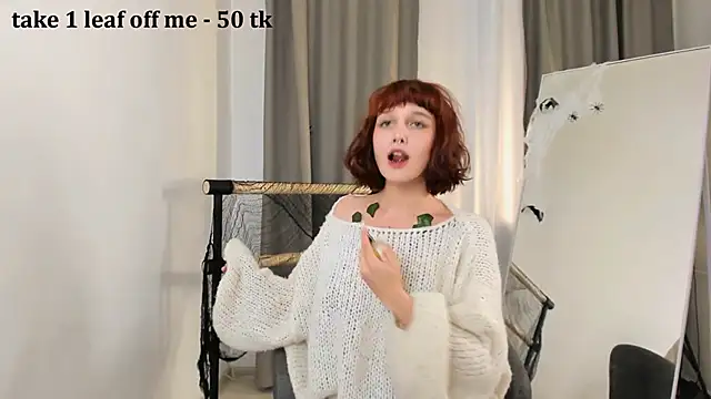 Snapshot of LeelooYolo chatting on October 31, 3:38 pm LeelooYolo online show from October 31, 3:38 pm