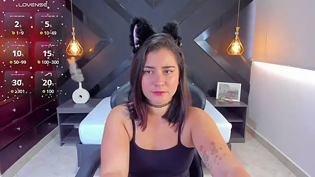 Snapshot of amber_blisss chatting on October 2, 12:43 pm amber blisss online show from October 2, 12:43 pm