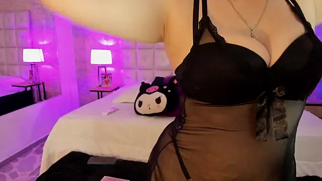 Snapshot of harimoon1 chatting on September 25, 3:27 am harimoon1 online show from September 25, 3:27 am