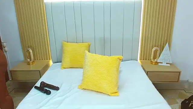 WildScarlet online show from December 14, 12:22 pm