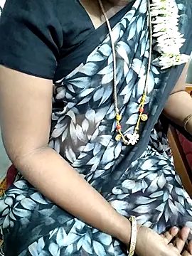 Snapshot of lolida69thamil chatting on September 21, 3:54 pm lolida69thamil online show from September 21, 3:54 pm