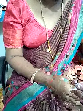 Snapshot of lolida69thamil chatting on October 3, 11:59 am lolida69thamil online show from October 3, 11:59 am