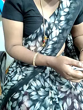 Snapshot of lolida69thamil chatting on October 13, 4:48 am lolida69thamil online show from October 13, 4:48 am