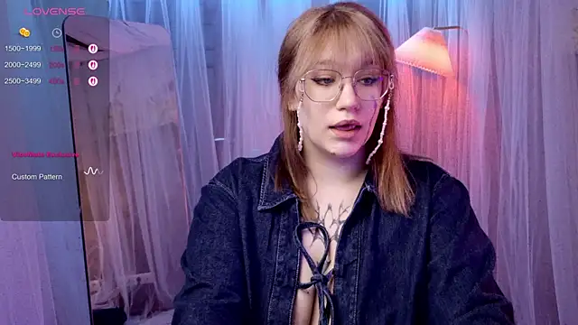 Morvelyn online show from November 5, 4:12 pm