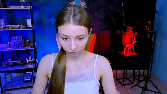 JulieDaniel online show from July 6, 4:07 am