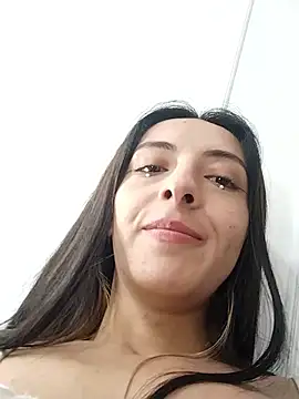 NicolWhite online show from December 1, 1:47 pm