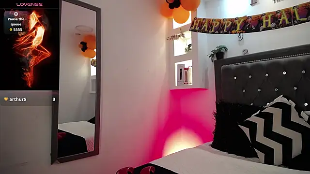 MelissaRhodes online show from October 20, 8:12 pm