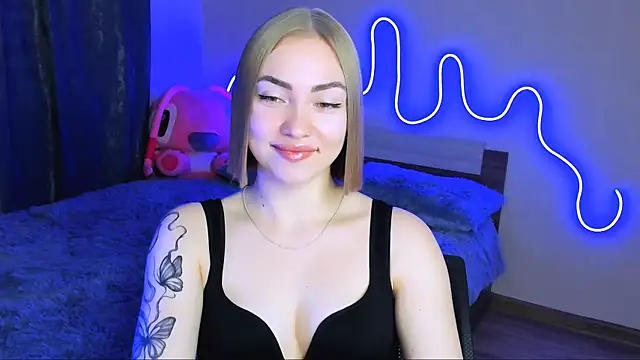 Snapshot of LaraKrein_lk chatting on September 29, 4:34 pm LaraKrein lk online show from September 29, 4:34 pm