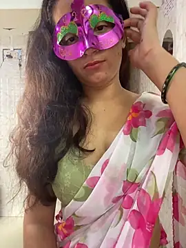 Snapshot of MONA_0213 chatting on October 6, 3:23 am MONA 0213 online show from October 6, 3:23 am