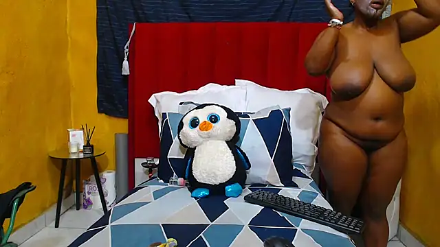 Snapshot of Candycrush2555 chatting on September 23, 8:18 pm Candycrush2555 online show from September 23, 8:18 pm