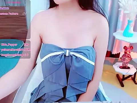 girlsweets2277 online show from September 22, 7:18 am