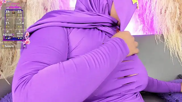 Snapshot of yasmin_elite chatting on September 14, 9:07 am yasmin elite online show from September 14, 9:07 am