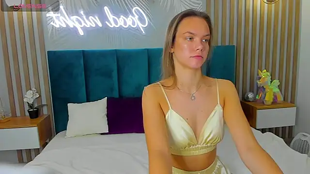 Snapshot of Vickie_Smith chatting on October 11, 2:27 am Vickie Smith online show from October 11, 2:27 am