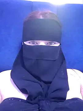 Snapshot of _Douna_-_ chatting on September 17, 11:58 pm Douna - online show from September 17, 11:58 pm