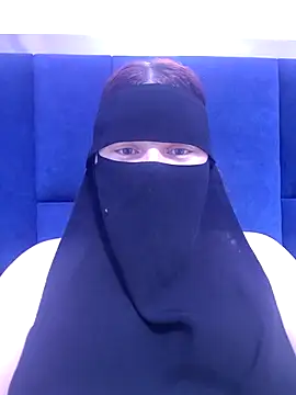 Snapshot of _Douna_-_ chatting on October 13, 9:06 pm Douna - online show from October 13, 9:06 pm