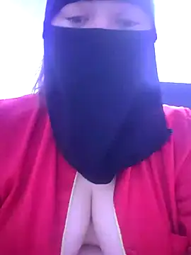 Snapshot of _Douna_-_ chatting on September 23, 6:17 pm Douna - online show from September 23, 6:17 pm