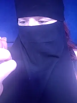 Snapshot of _Douna_-_ chatting on September 25, 3:49 am Douna - online show from September 25, 3:49 am