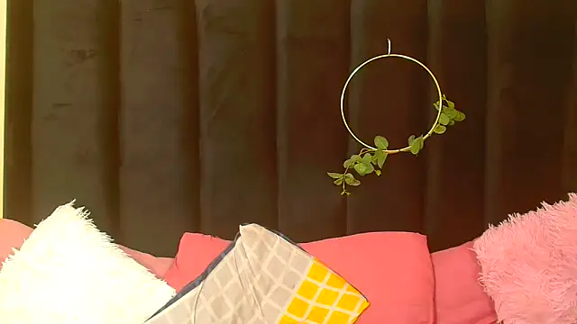 Snapshot of AmazingDarkDoll chatting on October 26, 12:50 am AmazingDarkDoll online show from October 26, 12:50 am